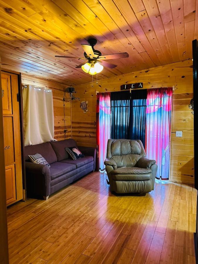 Country Cabins Hotel Chariton Exterior foto